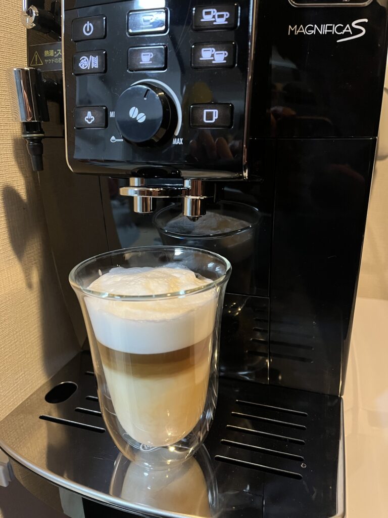 デロンギ全自動コーヒーメーカのコーヒー抽出